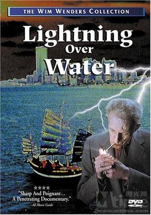 水上回光 Lightning Over Water的海报