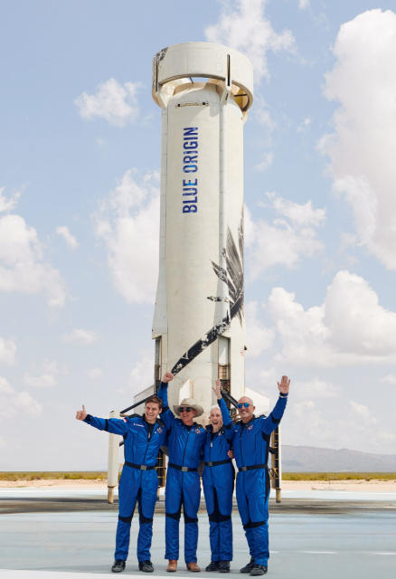 我的蓝色起源太空之旅! My Blue Origin Flight to Space! 2025的海报