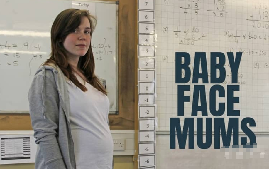 童颜妈妈 Baby Faced Mums的海报